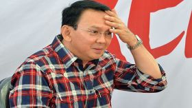 الشرطة الإندونيسية تتهم حاكم جاكرتا بـ”إهانة القرآن”