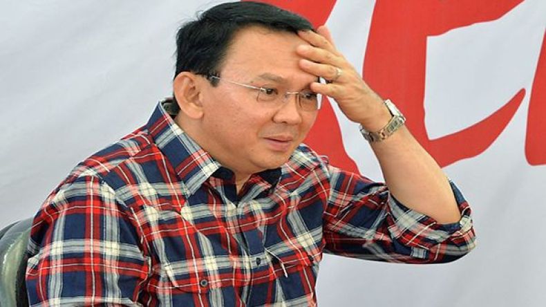 الشرطة الإندونيسية تتهم حاكم جاكرتا بـ”إهانة القرآن”