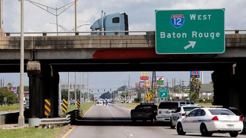 أمريكا: مقتل ثلاثة ضباط شرطة ومنفذ الهجوم في إطلاق نار في لويزيانا