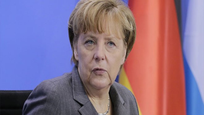 ميركل في “مشاورات صعبة” لتشكيل الحكومة