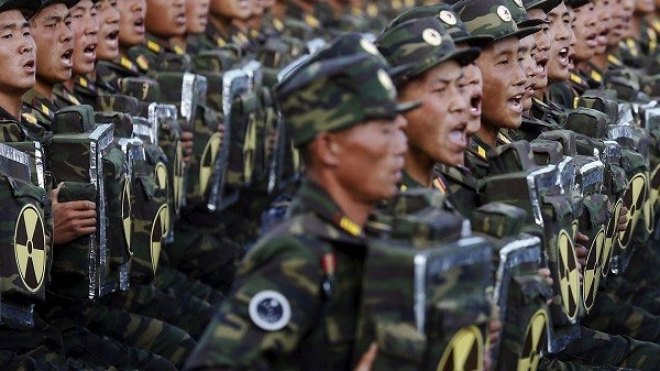 كوريا الشمالية تدرب انتحاريين نوويين!