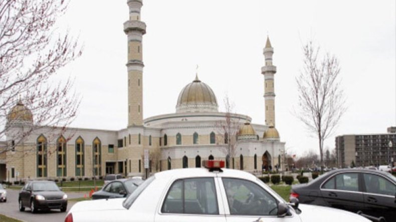 أمريكي يقّر بتهديده مسجدين في فلوريدا بعد هجمات باريس