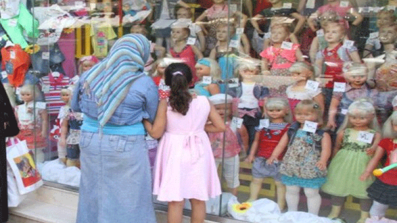 ضبط ألبسة أطفال إسرائيلية في محلّ بغليزان!