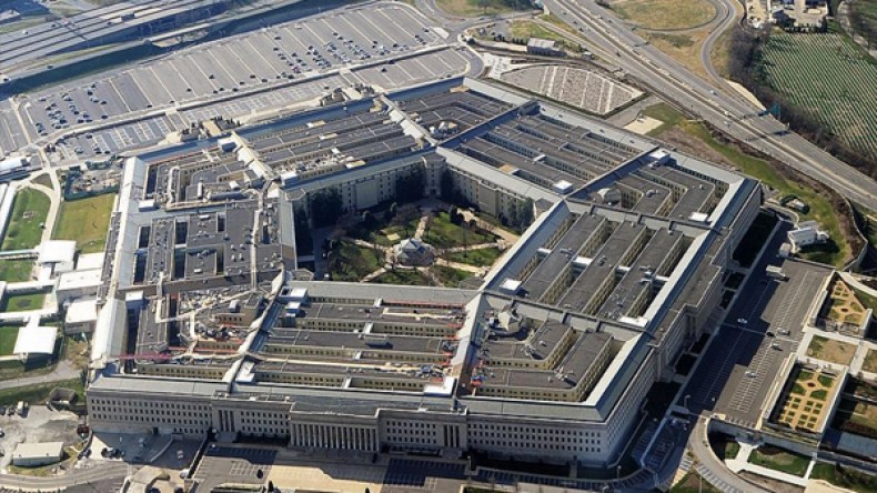 البنتاغون يدرس ردا عسكريا ضد الحوثي بعد هجوم المدمرة