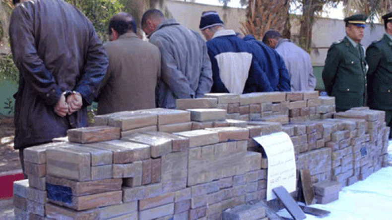 ضبط كمية من الكوكايين داخل سيارة مسبوق بوهران