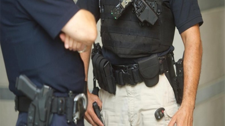 المشتبه في إطلاقه النار بولاية واشنطن اعتقل في حالة غيبوبة