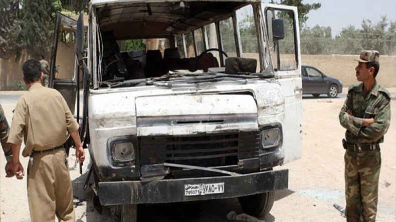 تفجير يستهدف “حاجزا” على طريق مطار دمشق