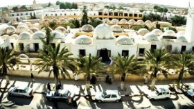 نقص الأطباء في مستشفى الأم والطفل يثير مخاوف المرضى بالوادي