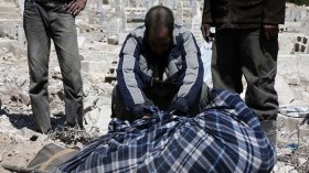 سوريا: غارات النظام تقتل عشرات المدنيين بريف دمشق