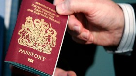 ربع مليون بريطاني “تؤذيهم” الإجراءات الأمريكية الجديدة