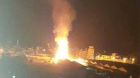 انفجار بمخازن أسلحة يهز عدن