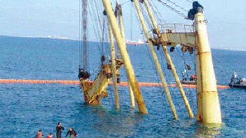 إطارات شركة لاكنان يعتبرون غرق سفينة بشار قضاء وقدر