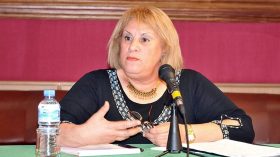 Mokrane Ait Larbi porte plainte contre Fatma Zohra Benbraham