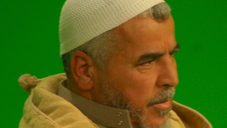وعود بإطلاق سراح المساجين السياسيين