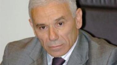 Algerian Consulates overseas refuse to deliver passports to Algerian emigrants with no residence permits