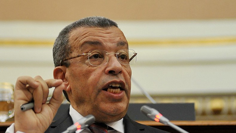 بن خالفة: فتح فروع للبنوك الجزائرية بالخارج.. مستبعد