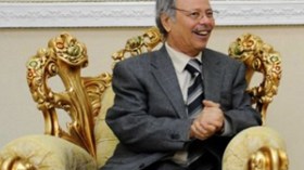 الجزائري أحمد بن حلّي أمينا عاما مؤقتا للجامعة العربية