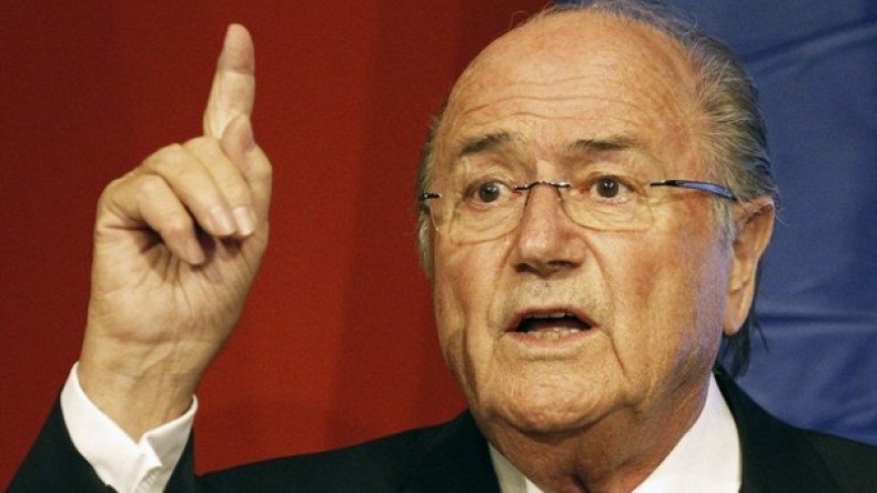 بلاتر: مقتل إيبوسي من طرف مناصرين مشهد “لايطاق”