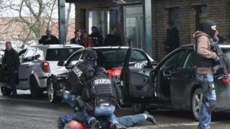 البوسنة توقف خمسة أشخاص كانوا يخططون لعمل إرهابي