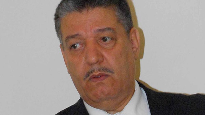 بوضياف: “كل واحد يعمل بما تمليه أخلاقه يا حنون”