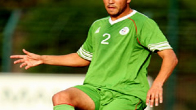 بوقرة‮ “‬مغني‮ ‬لاعب‮ ‬فنان‮ ‬وسيفيدنا‮ ‬حتما‮”‬