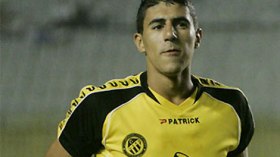 النجم الساحلي يؤكد قانونية تعاقده مع بونجاح ويعلن تأهيله قريبا