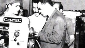 بوصوف أمر باغتيال شقيق مصطفى بن بولعيد