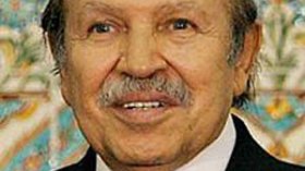 Bouteflika annonce l'amendement de la constitution