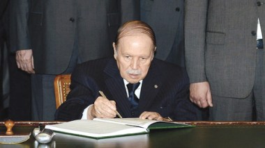 Algeria curtails its aid to poor countries because of oil crisis