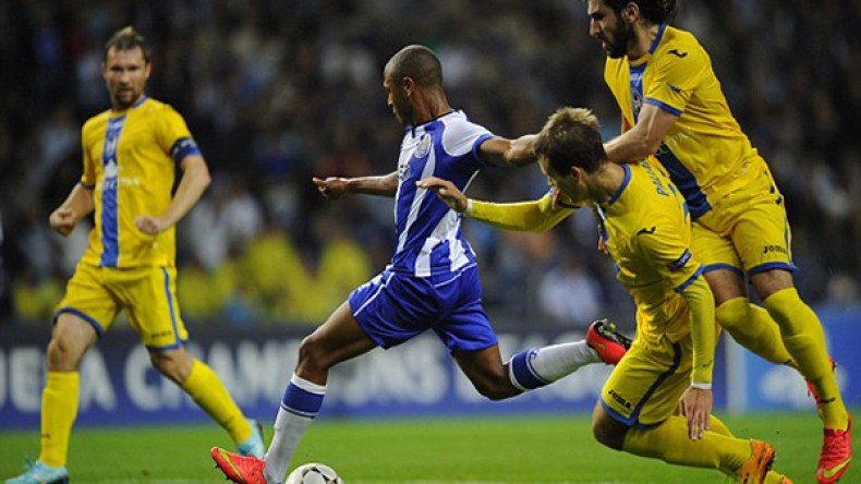 تعثر برتغالي ثان للفنان براهيمي