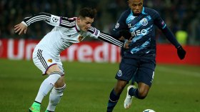 “بورتو” و”براهيمي” ينتصران وينذران البايرن