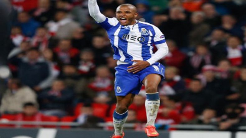 “بورتو” يهدر الريادة في عرض شاحب لـ”براهيمي”