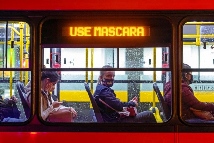 Covid-19: Explosion du nombre de contaminations au Brésil