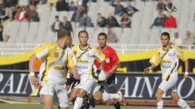 مولودية باتنة تنتظر القرار لترسم العقود