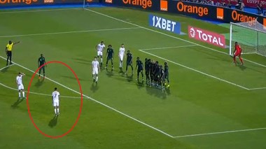 Neuf avions militaires pour transporter les supporters au Caire