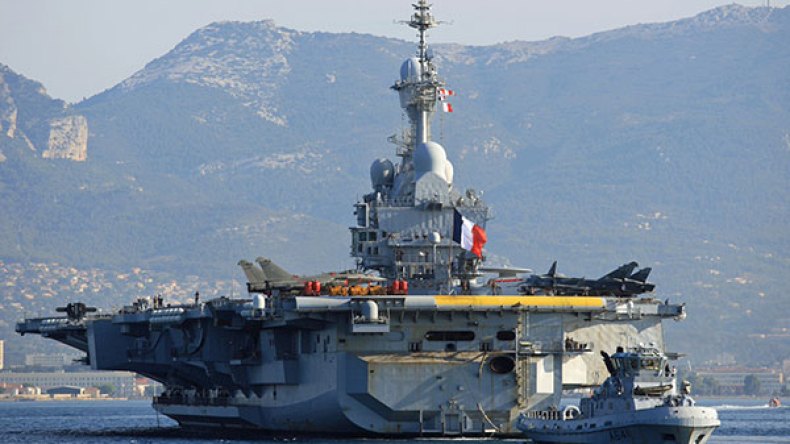 حاملة طائرات فرنسية تبحر إلى المتوسط لمحاربة داعش