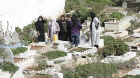 المقابر في سطيف تتحول إلى فضاء للتنزه.. العشق والغرام