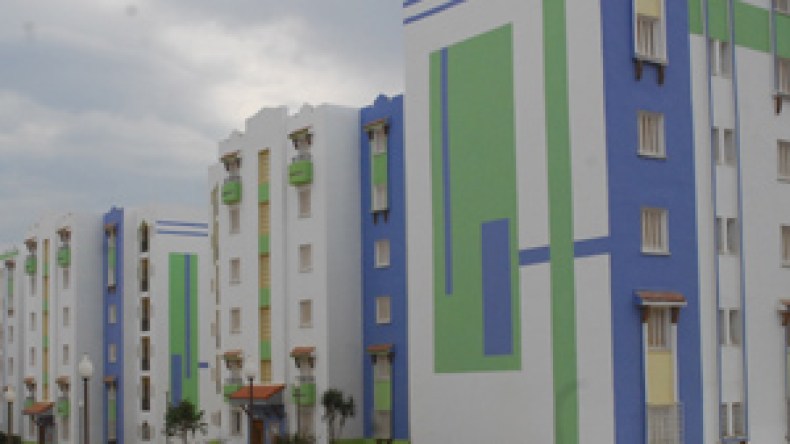 تقرير  أسود  لمديرية  الضرائب  يفضح المضاربة في أسعار  العقار