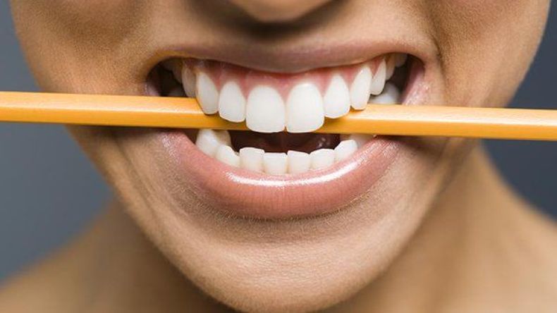 بقلم الرصاص.. قولي وداعاً للصداع!