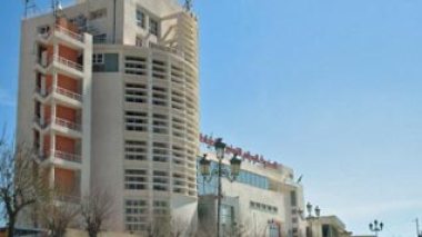 Algerians Bank savings exceed investment loans