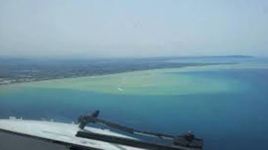 La coloration jaune apparue dans l’eau de mer commence à disparaître (ministre)