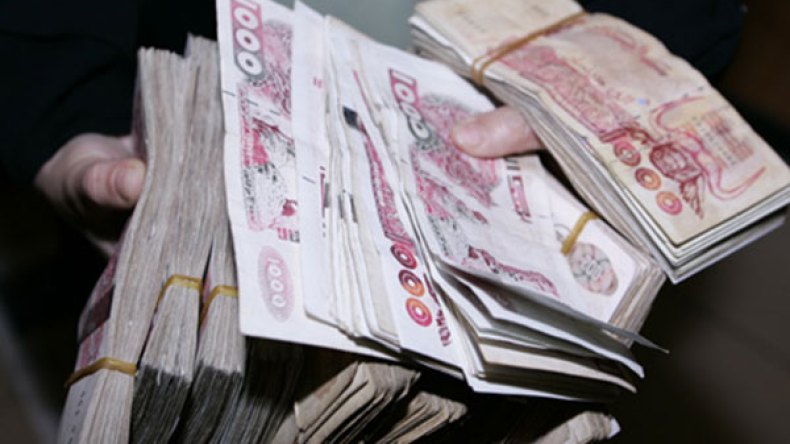 الرشوة تتحول إلى “قانون” ولا حديث إلا بالفرنسية !