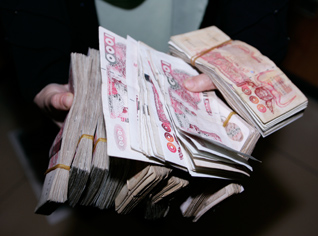 Propagation de faux billets en Algérie..un phénomène aux conséquences fâcheuses pour la sécurité du pays