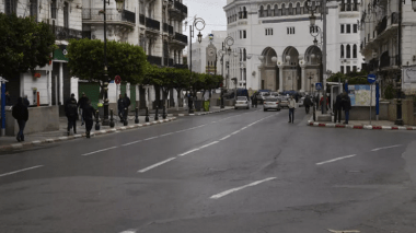 Activistes et journalistes appellent le Président à décréter l’état d’urgence sanitaire