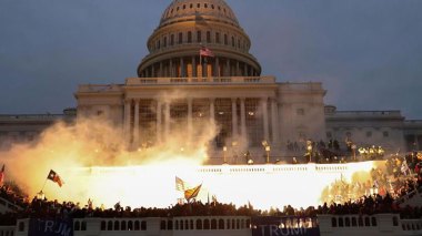 Washington: 4 morts dans des violences de pro-Trump au Congrès