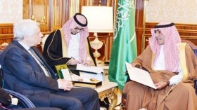 بوتفليقة يوجه رسالة لملك السعودية بشأن أسعار النفط