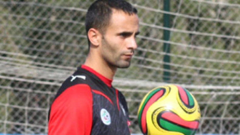 سيدريك‭ ‬باق‭ ‬في‭ ‬شبيبة‭ ‬بجاية‭ ‬وسيلتقي‭ ‬طياب‭ ‬هذا‭ ‬الأحد