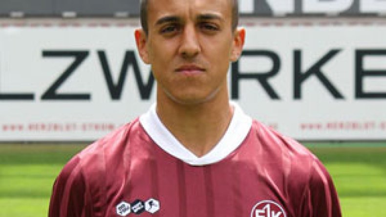 عمري‭ ‬الشادلي‮ ‬يلتحق‭ ‬رسميا‮ ‬بـ‭”‬إف‭ ‬سي‭” ‬فرانكفورت