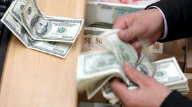 بنك الجزائر يفرض إجراءات جديدة  لتحويل “الدوفيز”