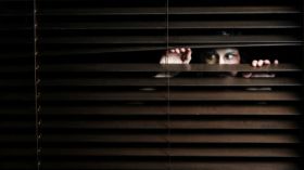 سلوكات خطيبي تدفعني للخوف والشك!